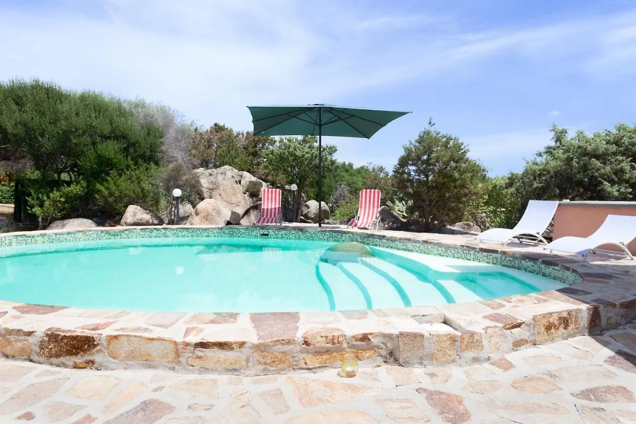 Semesterbostad Villa Vanessa Punta Molara